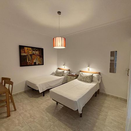 Hostal Barrera Мадрид Экстерьер фото